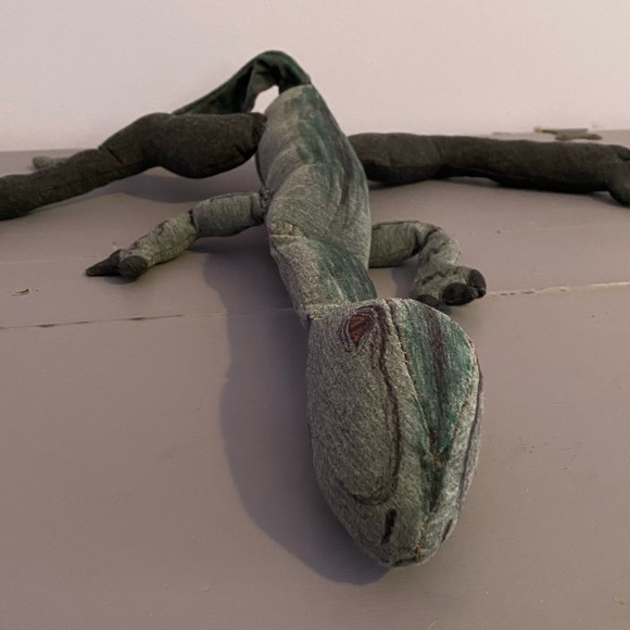 🦕Delta🦕 Jurassic WORLD 25” PLUSH Dinosaur HANDMADE Custom COLLECTIBLE - Picture 4 of 10